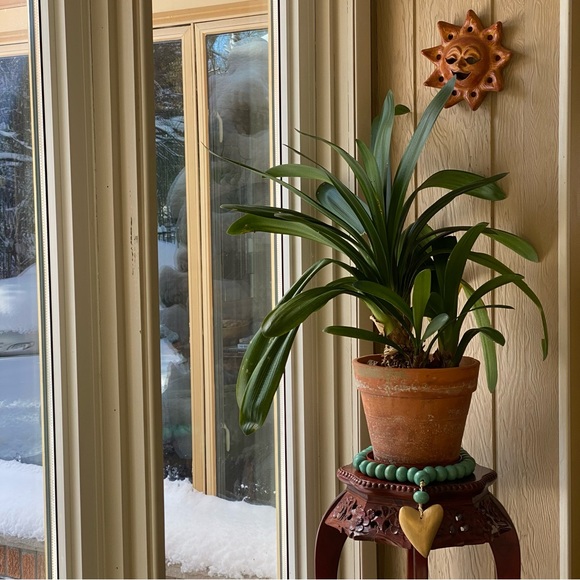 Large 22” mango wood beaded necklace with heart. Made in Philippines. - Picture 6 of 6